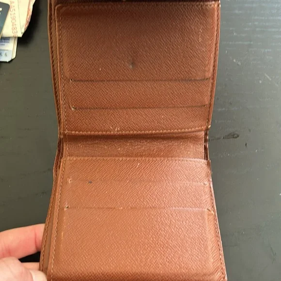 Louis Vuitton Wallet - Picture 10 of 11